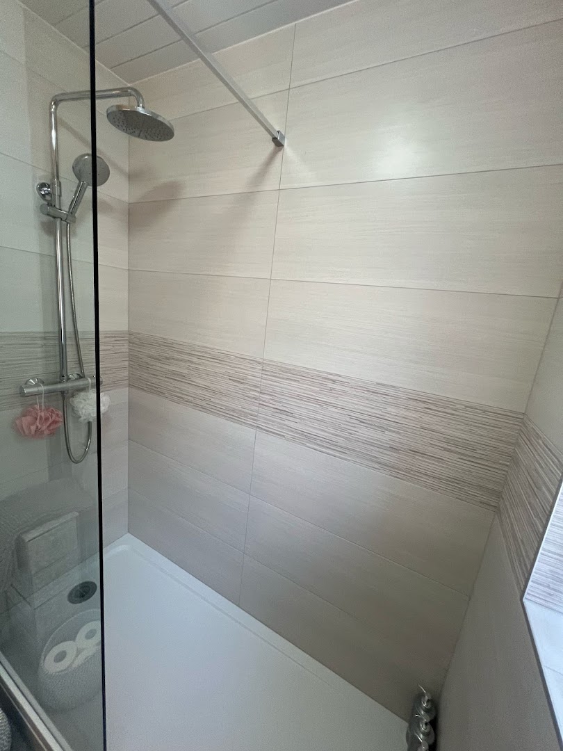 Hykeham tiling services · Photos 11